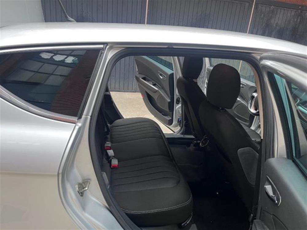 Delta Delta 1.6 MJT DPF Silver d