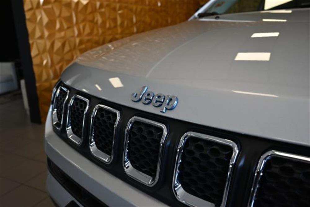 Compass Compass 1.3 T4 4XE PLUGIN HY