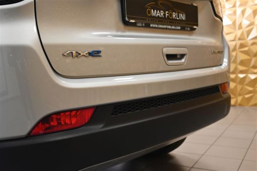 Compass Compass 1.3 T4 4XE PLUGIN HY