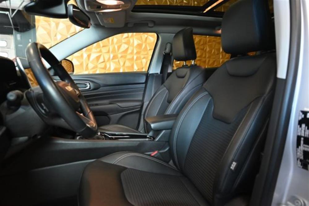 Compass Compass 1.3 T4 4XE PLUGIN HY