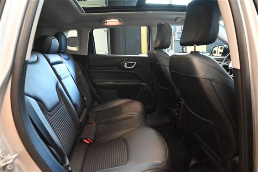 Compass Compass 1.3 T4 4XE PLUGIN HY