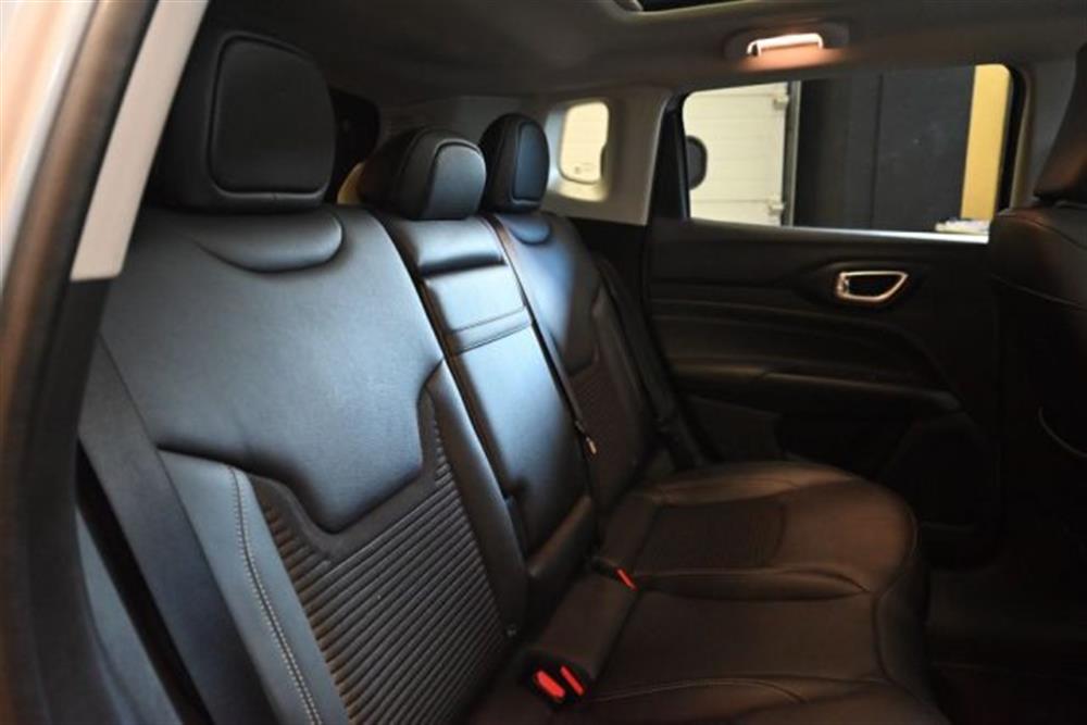 Compass Compass 1.3 T4 4XE PLUGIN HY