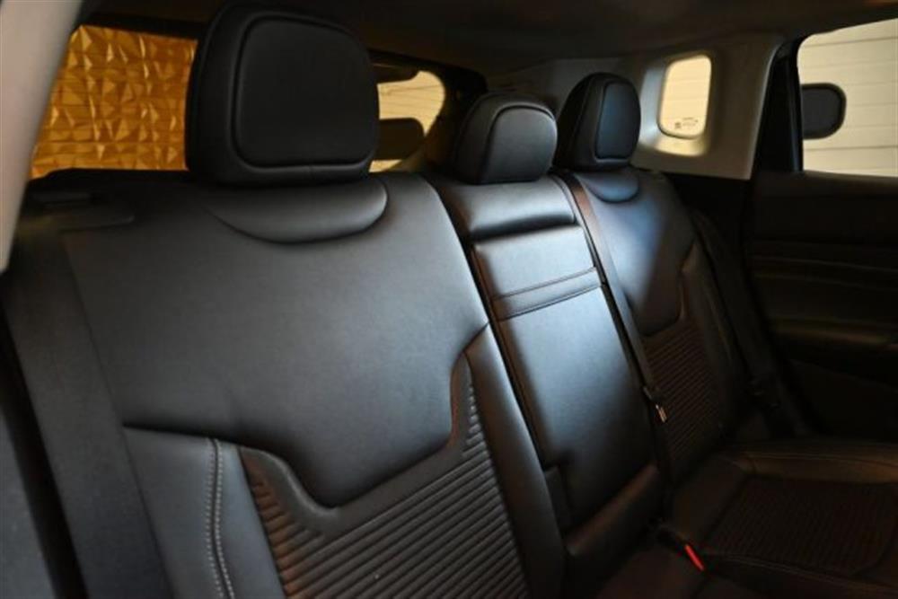 Compass Compass 1.3 T4 4XE PLUGIN HY