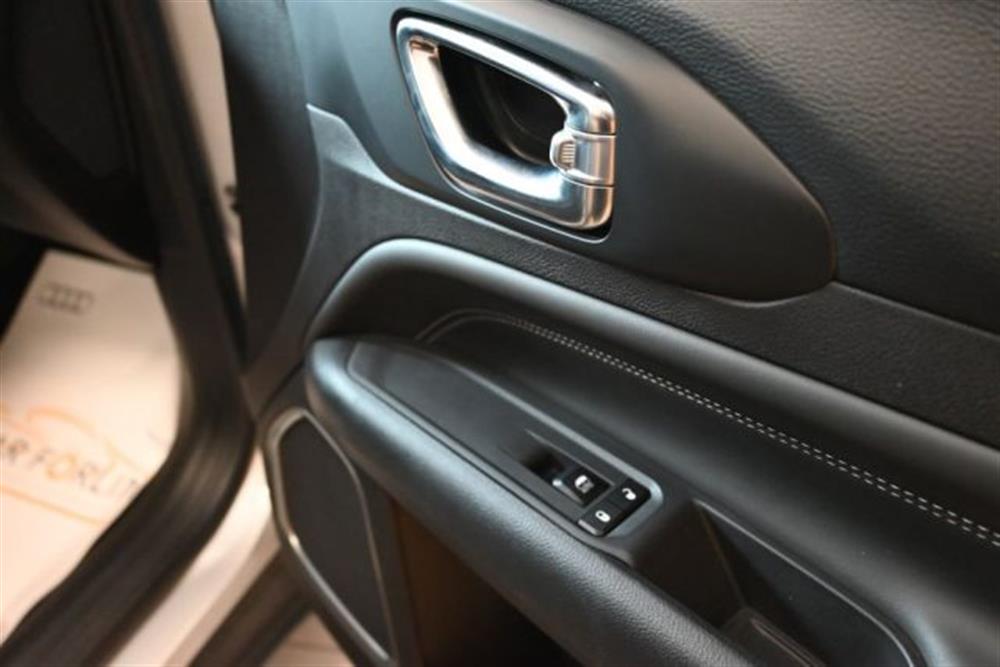 Compass Compass 1.3 T4 4XE PLUGIN HY