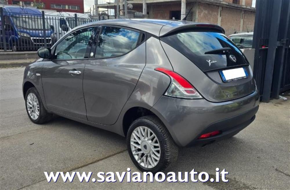 Ypsilon Ypsilon 0.9 TwinAir 85 CV 5
