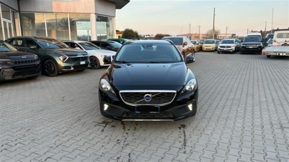 V40 Cross Country V40 Cross Country D2 1.6 Powershift Bu