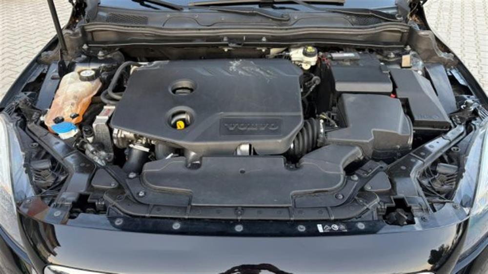 V40 Cross Country V40 Cross Country D2 1.6 Powershift Bu