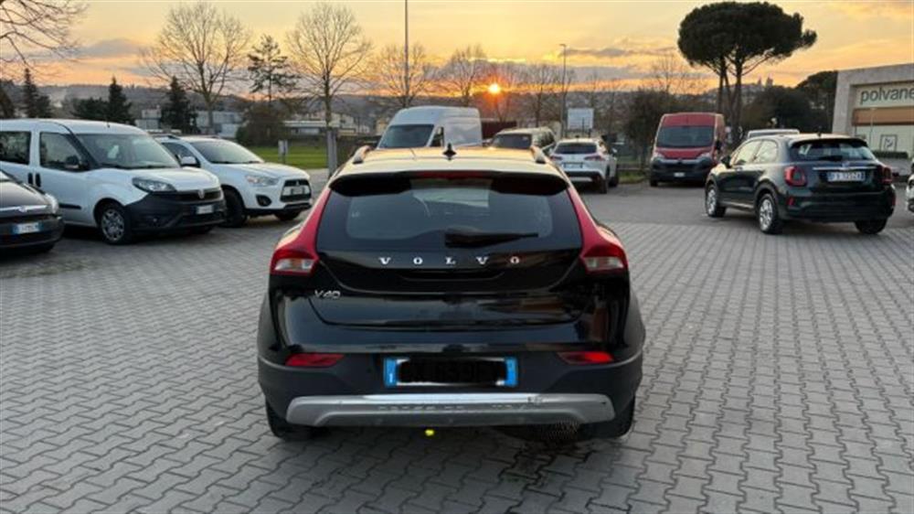 V40 Cross Country V40 Cross Country D2 1.6 Powershift Bu