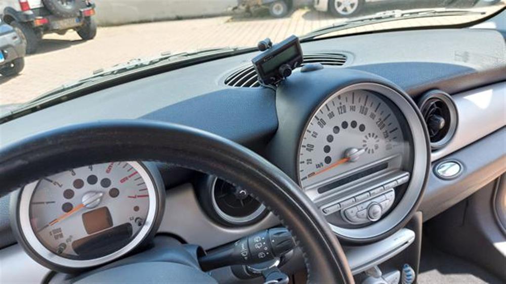 Cooper D Cooper D 1.6 16V Cooper D OK