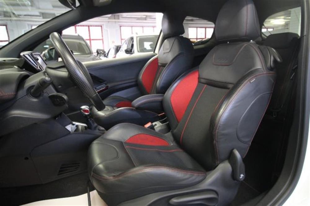 208 208 1° serie THP 208 S&S