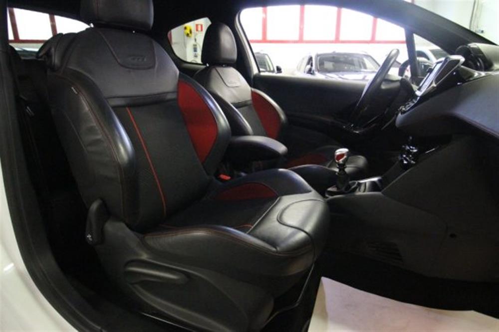 208 208 1° serie THP 208 S&S