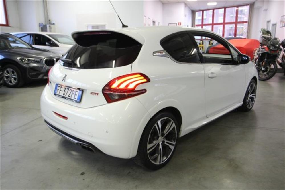 208 208 1° serie THP 208 S&S