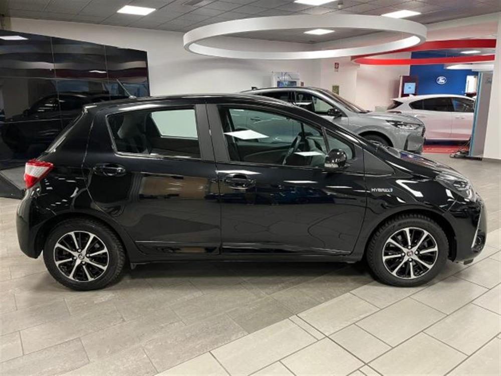 Yaris Yaris 1.5 ibrida/benzina 7