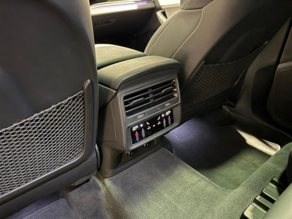 Q8 Q8 50 TDI 286 CV quattr