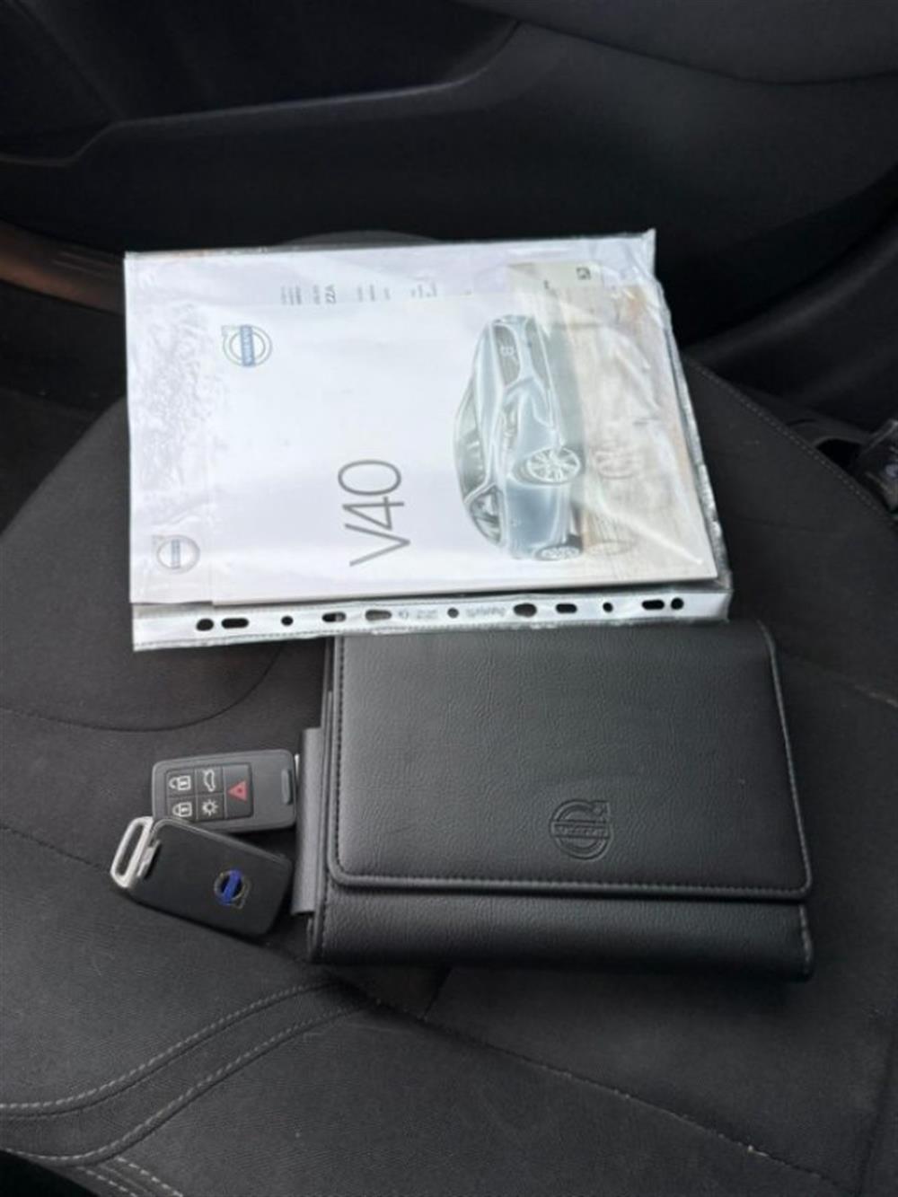 V40 V40 D2 1.6 Kinetic NEOPA