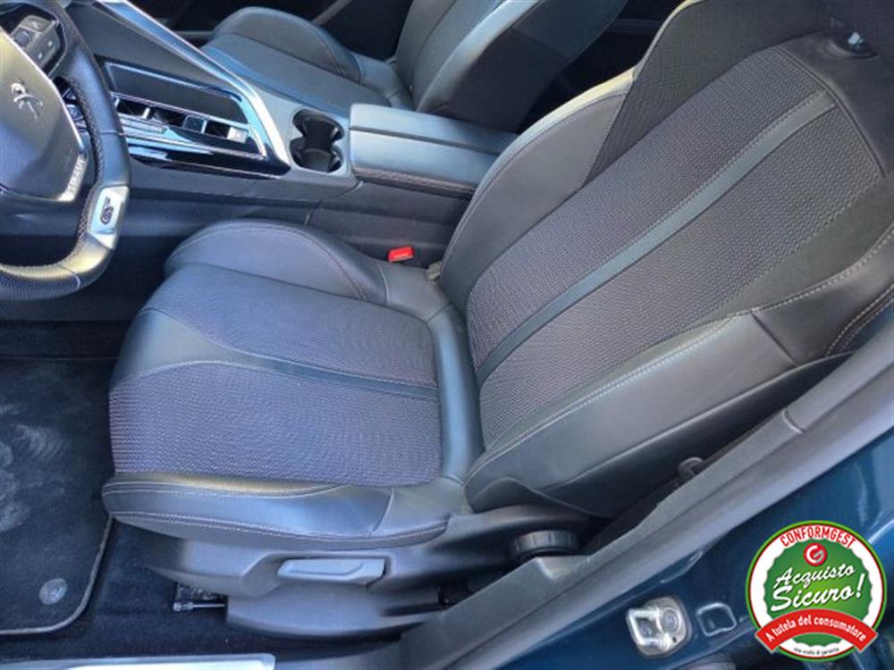 3008 3008 Hybrid 225 e-EAT8 GT