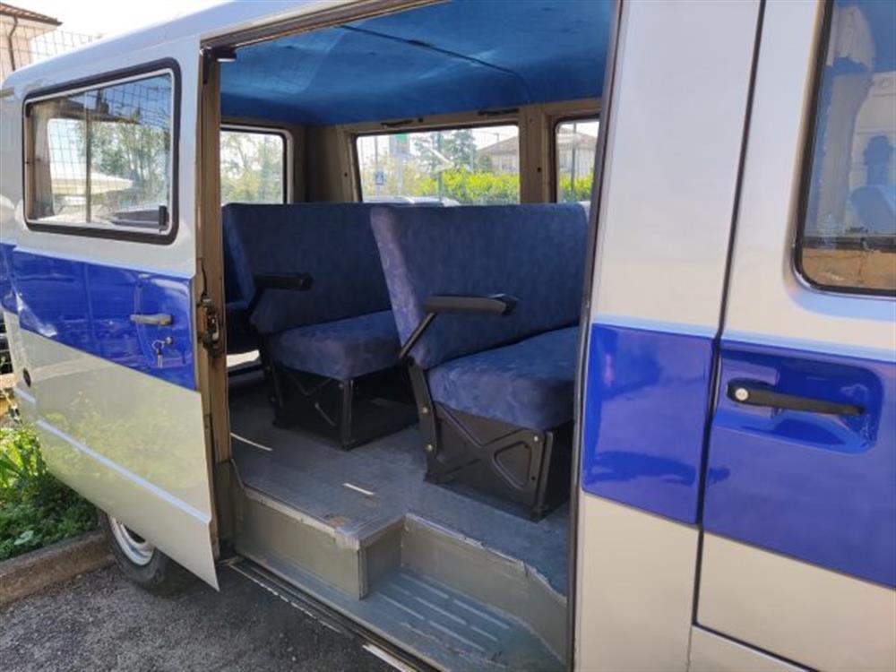 LT LT 9 posti Caravelle 19