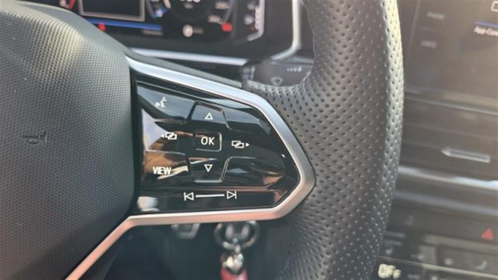 T-Roc T-Roc 1.0 TSI R-Line PERMU