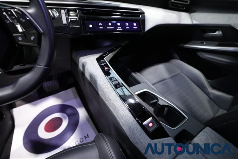 3008 3008 HYBRID 136 E-DCS6 AL