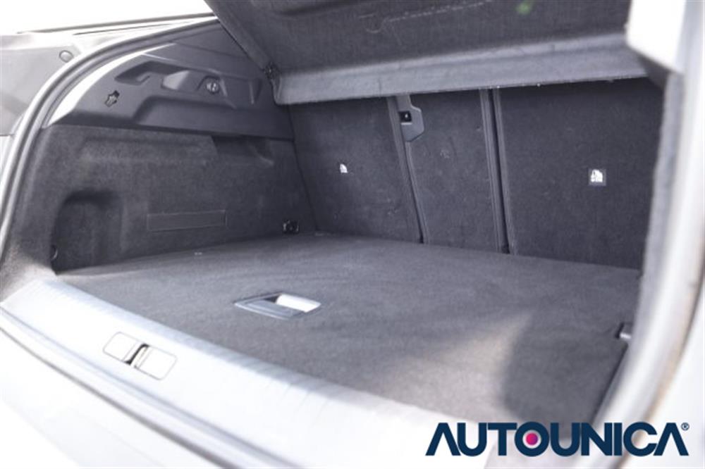 3008 3008 HYBRID 136 E-DCS6 AL