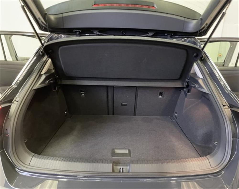 T-Roc T-Roc 1.0 TSI Business 5P