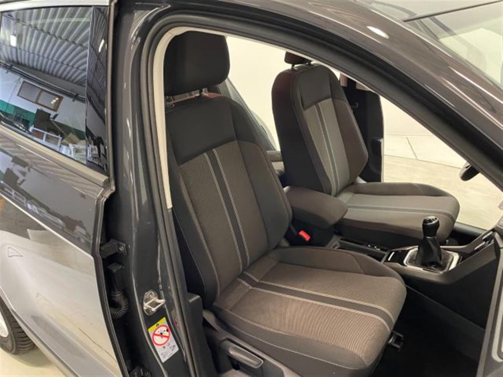 T-Roc T-Roc 1.0 TSI Business 5P