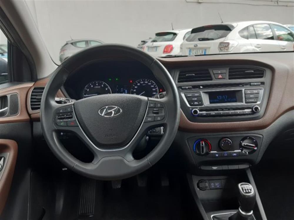 i20 i20 1.2 84 CV 5 porte Ec