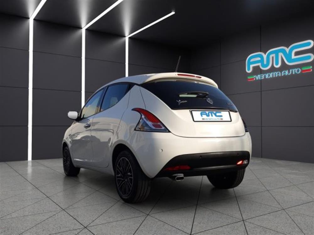 Ypsilon Ypsilon 1.0 FireFly 5 porte
