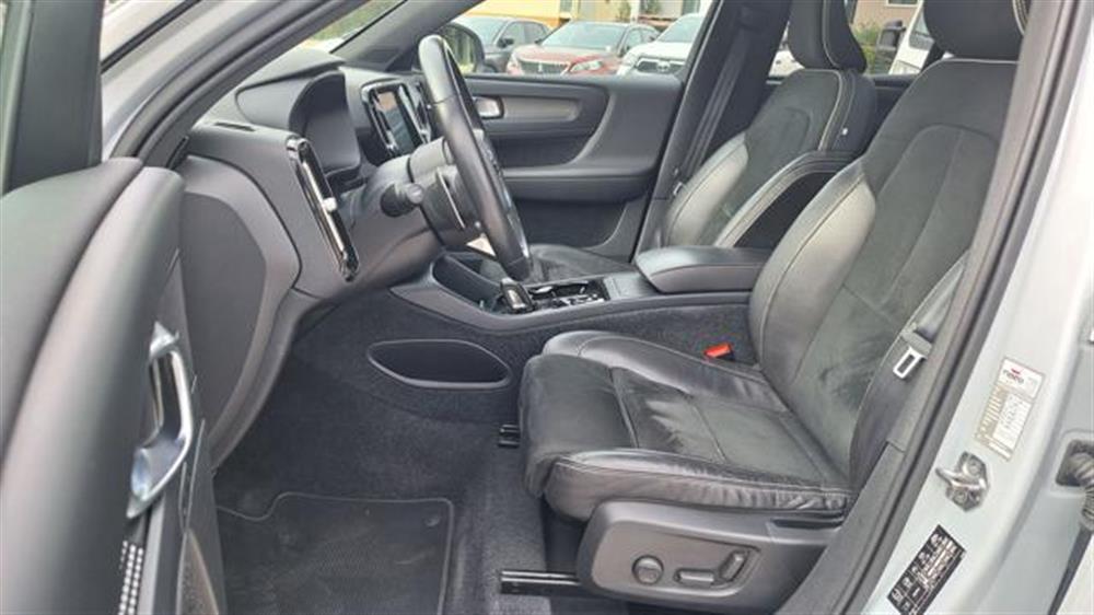 XC40 XC40 D3 AWD GEARTRONIC R-