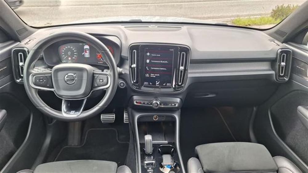 XC40 XC40 D3 AWD GEARTRONIC R-