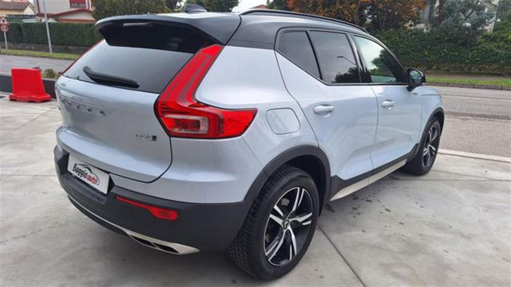 XC40 XC40 D3 AWD GEARTRONIC R-