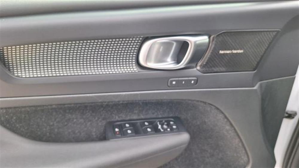 XC40 XC40 D3 AWD GEARTRONIC R-