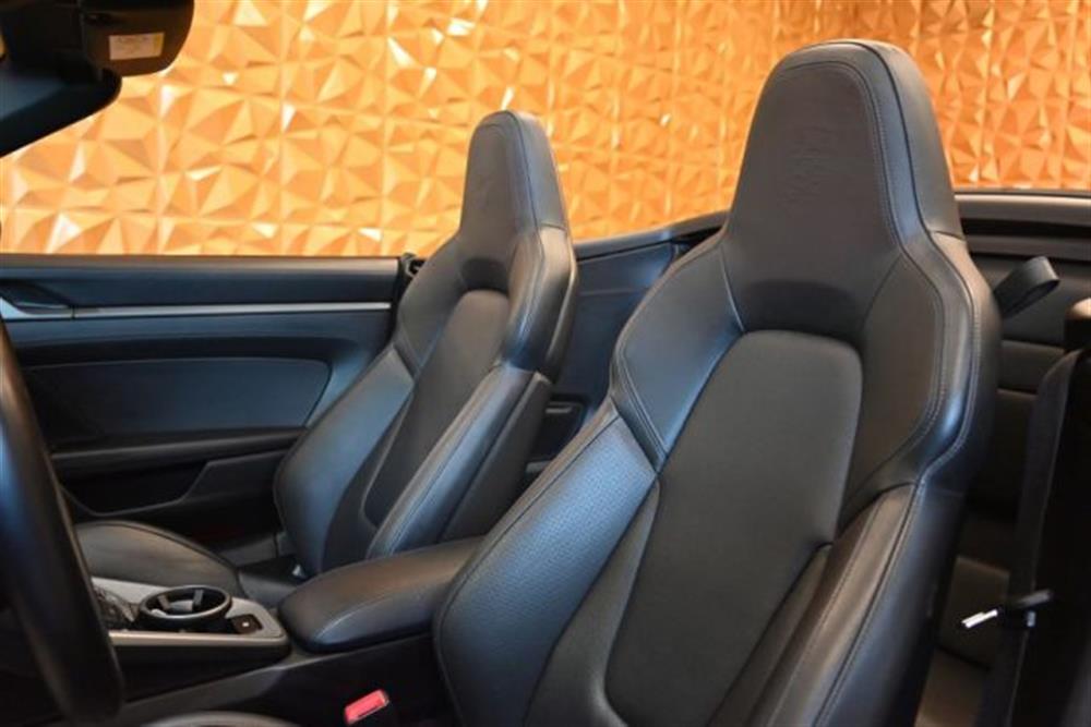 911 911 992 CARRERA 4S CABRI