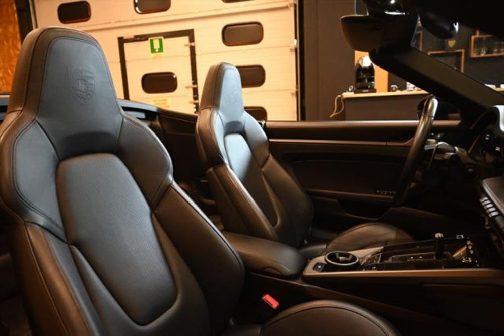 911 911 992 CARRERA 4S CABRI