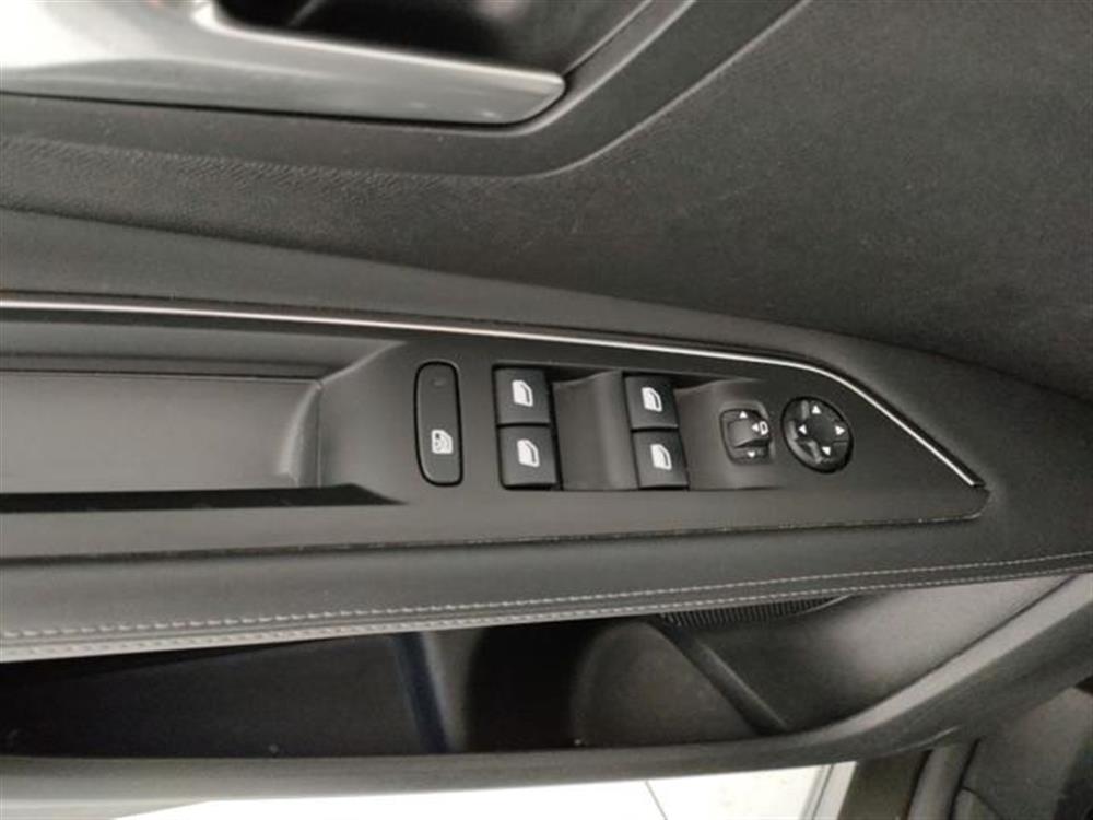 3008 3008 BlueHDi 130 S&S EAT8