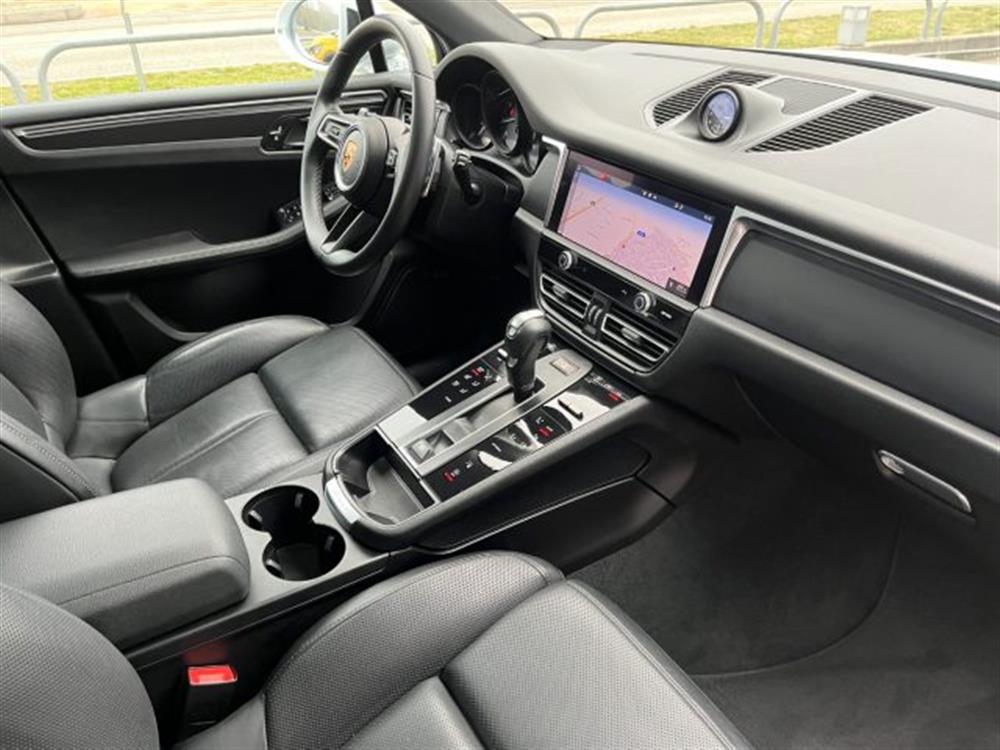 Macan Macan 2.0 PDK 265CV