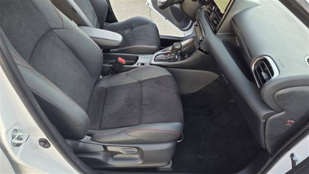 Yaris Yaris 1.5 130 Hybrid 5 por