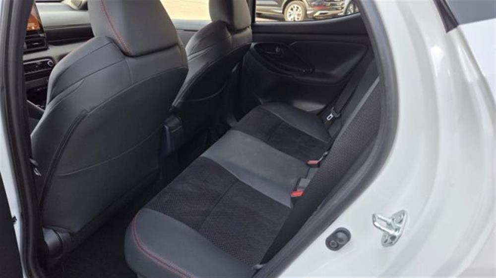 Yaris Yaris 1.5 130 Hybrid 5 por