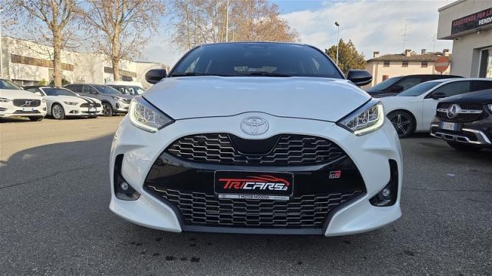 Yaris Yaris 1.5 130 Hybrid 5 por