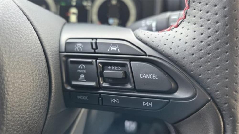 Yaris Yaris 1.5 130 Hybrid 5 por