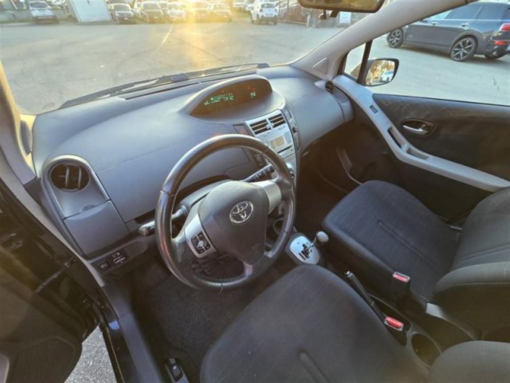 Yaris Yaris 1.3 5 porte M-MT NEO