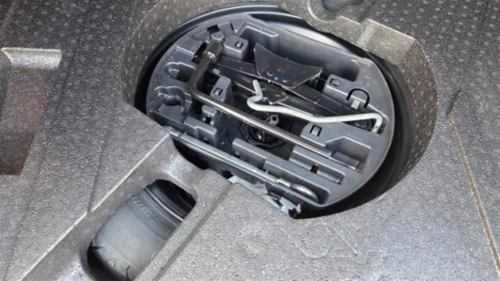 308 308 BlueHDi 130 S&S SW E