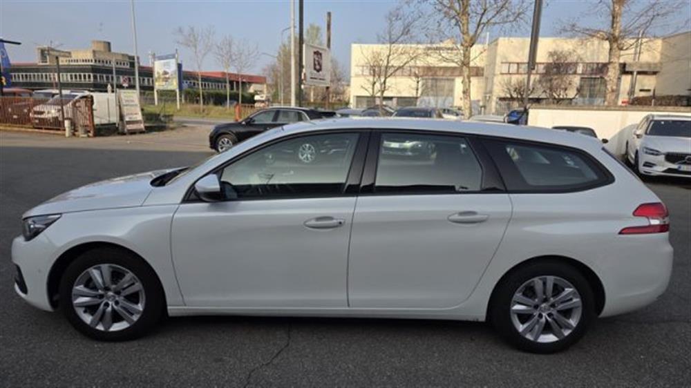 308 308 BlueHDi 130 S&S SW E