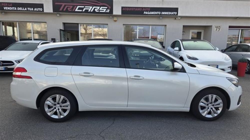 308 308 BlueHDi 130 S&S SW E