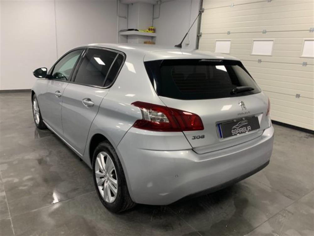 308 308 1.6 Diesel Automatic