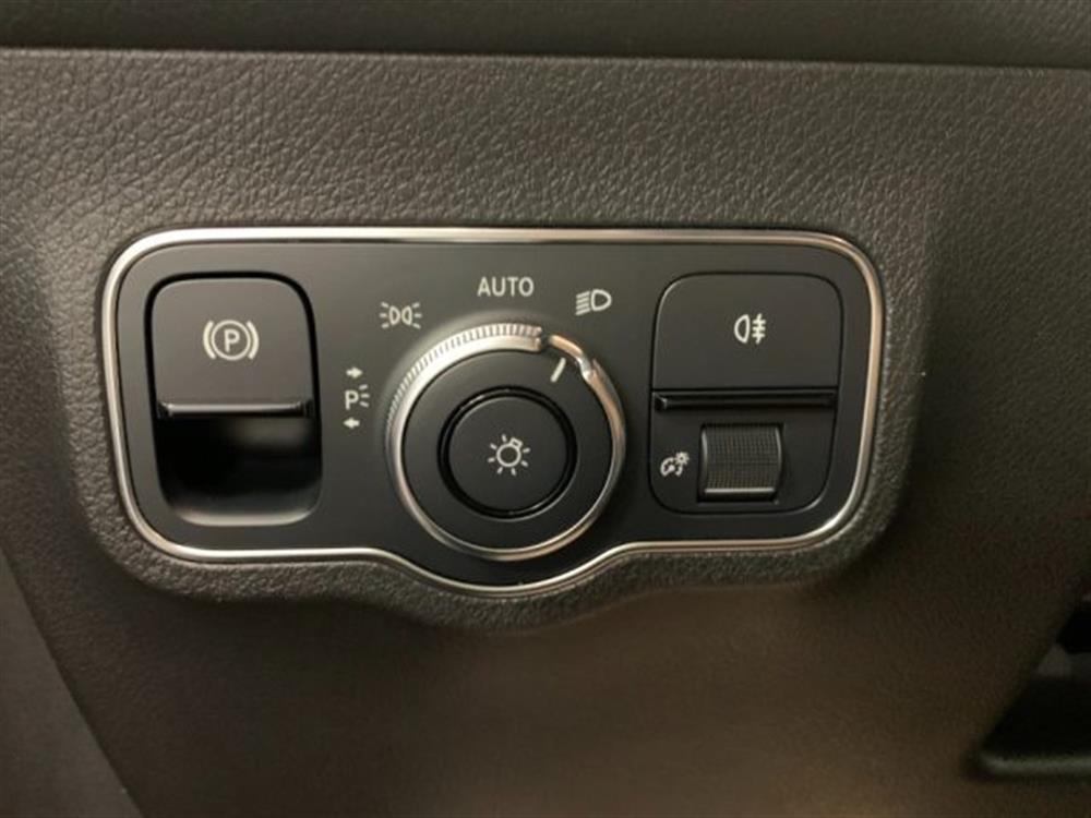 GLB 180 GLB 180 d Automatico Sport P