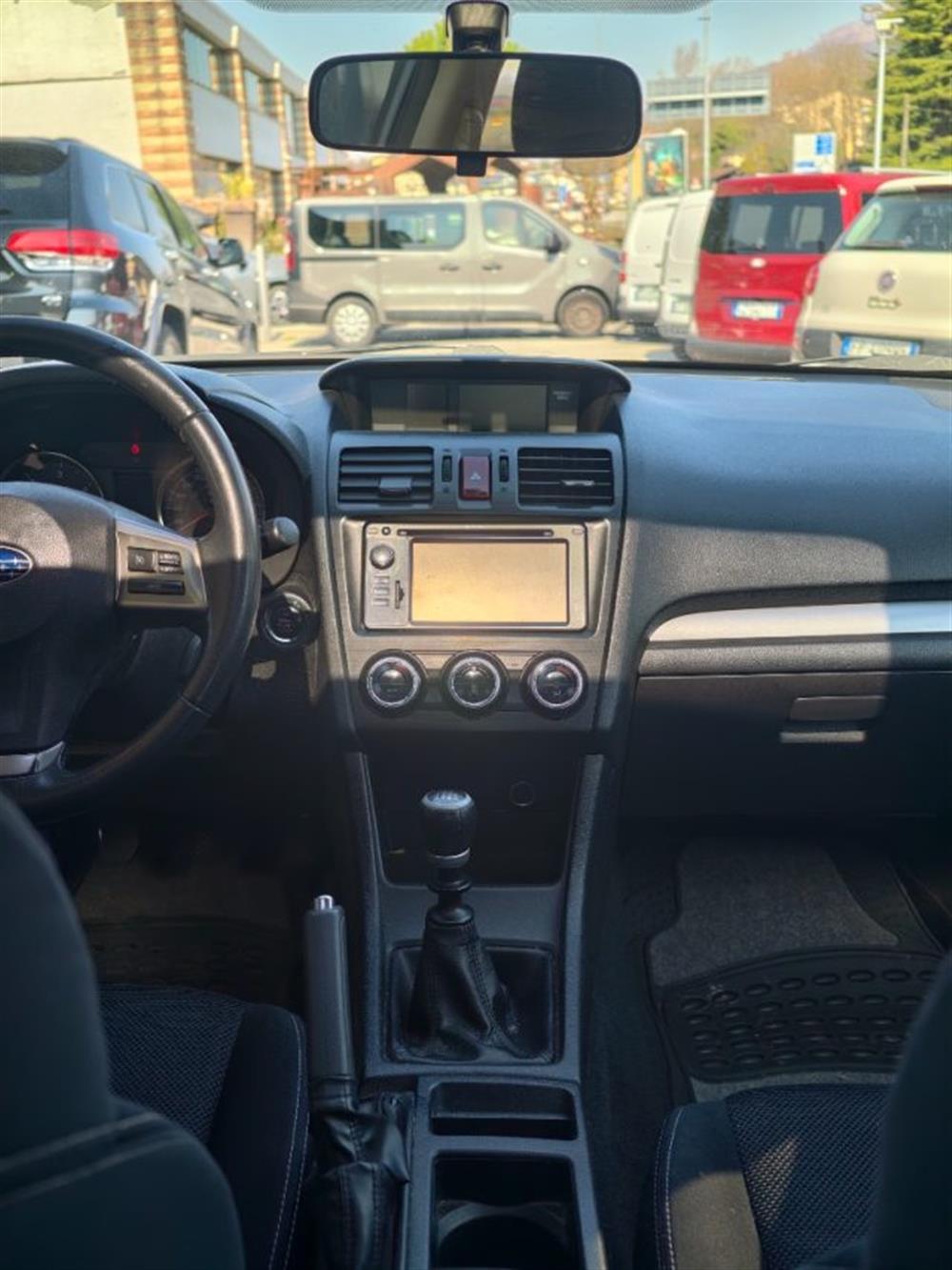 XV XV 2.0D Unlimited X COM