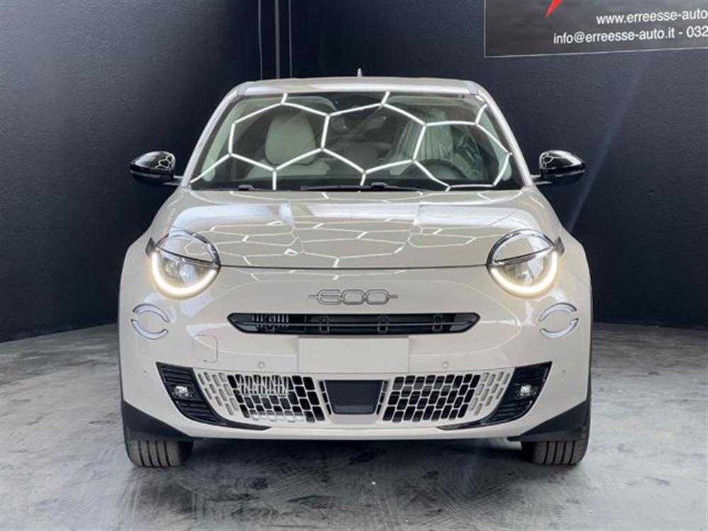 600 600 Hybrid 110 CV DCT MH