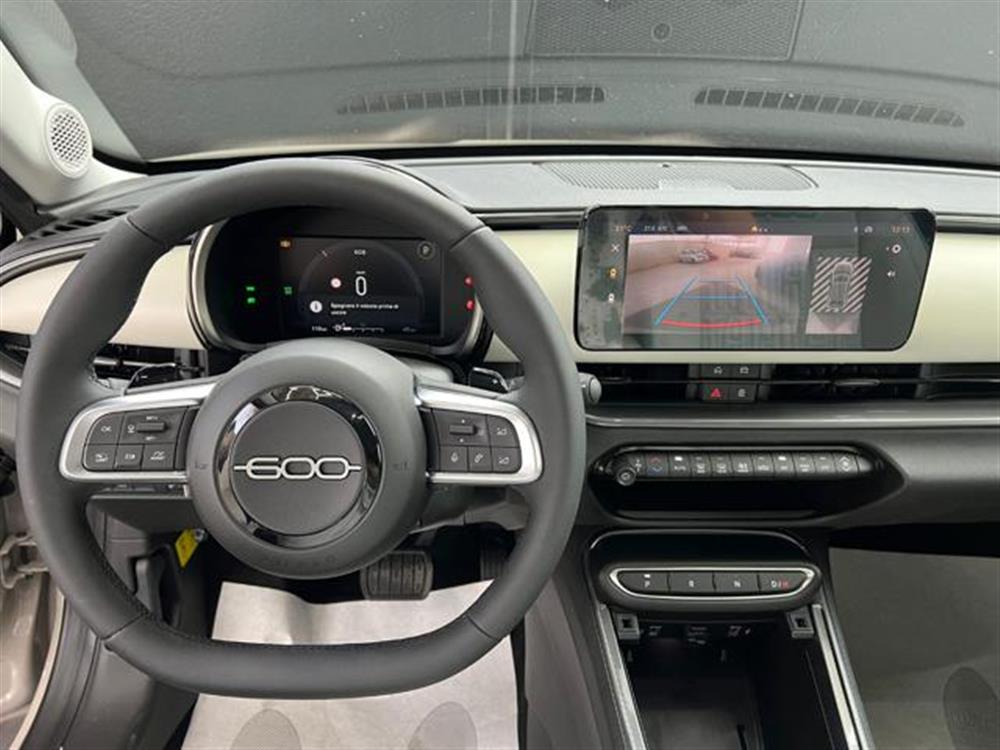 600 600 Hybrid 110 CV DCT MH