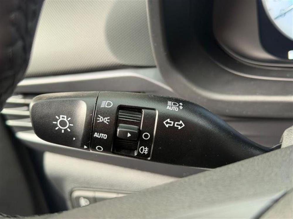 i20 i20 1.0 T-GDI Connectlin